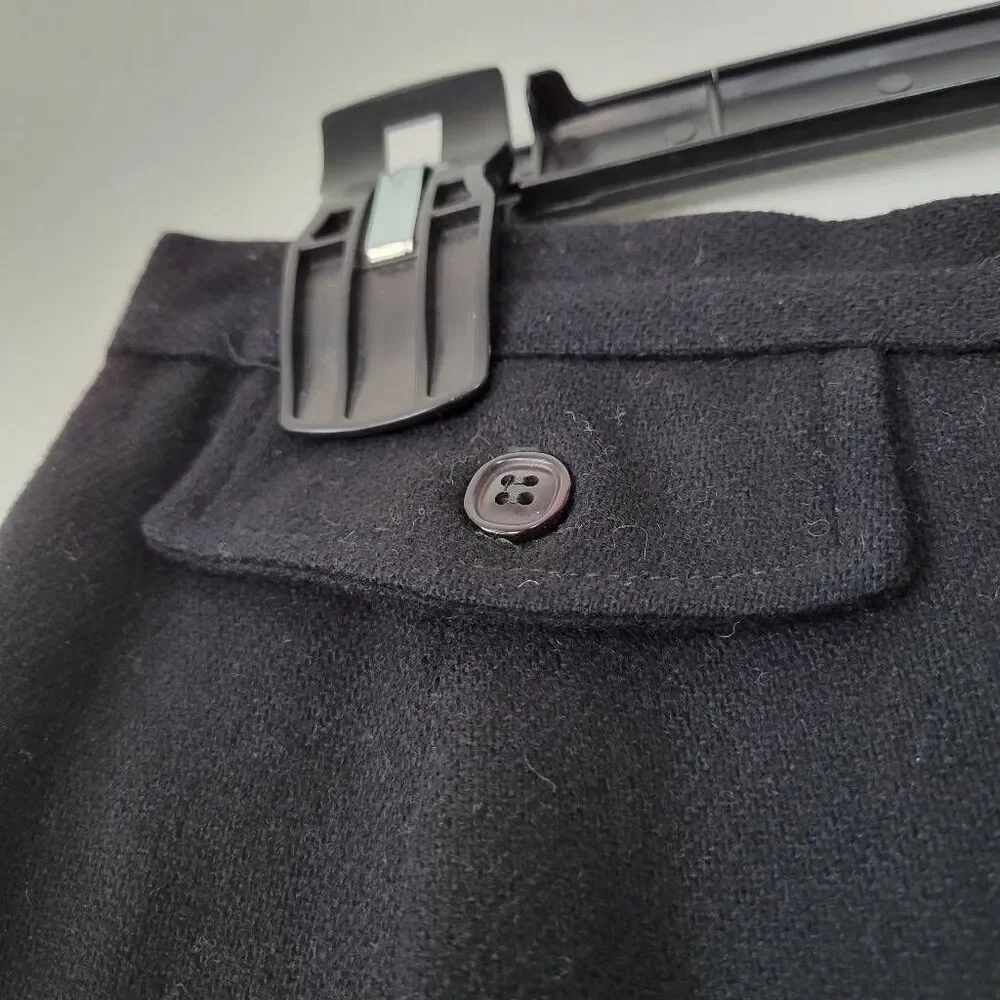 Vintage Hunter Sportswear Black Wool Midi Skirt Size 10 Lined A-Line Classic War